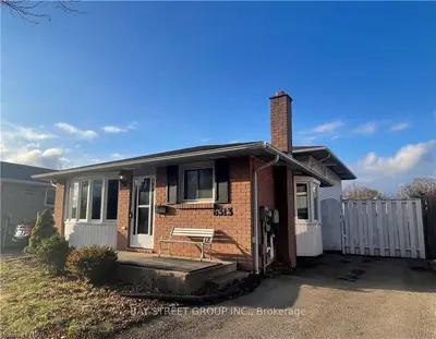 6313 CHARNWOOD Avenue, Niagara Falls, ON L2H 2L7