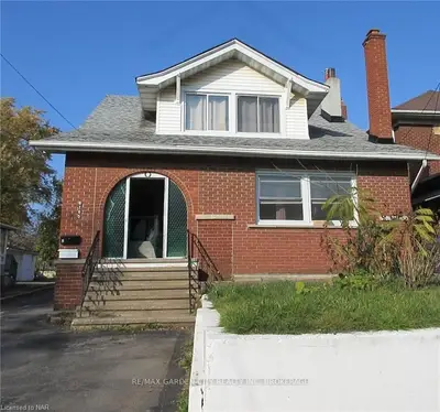 6165 BARKER Street 2, Niagara Falls, ON L2G 1Y5