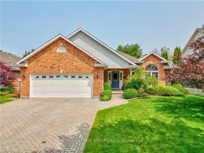 11 Grange Crescent, Niagara-on-the-lake, On L0s 1j0