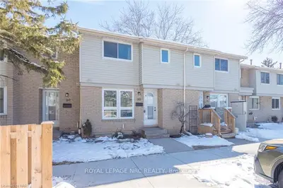 6767 THOROLD STONE Road 90, Niagara Falls, ON L2J 3W9
