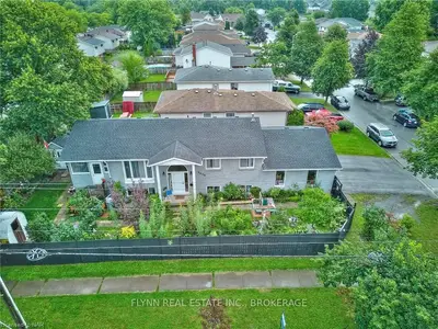 7618 Dorchester Road, Niagara Falls, On L2g 5w2