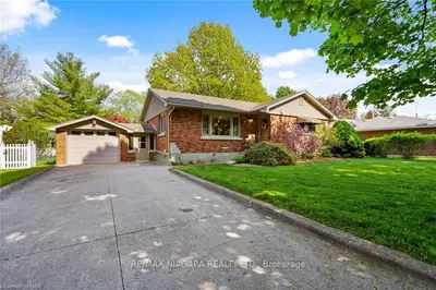 50 Henry Street, Niagara-on-the-lake, On L0s 1t0