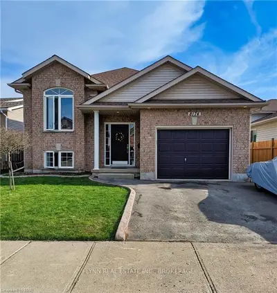 8174 Beaver Glen Drive, Niagara Falls, On L2h 3k5