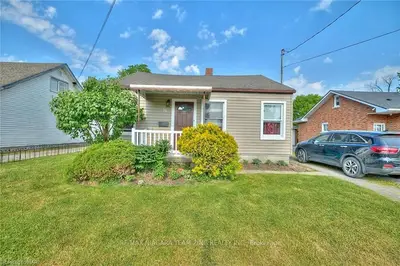 16 Mary Street, Fort Erie, On L2a 4a1
