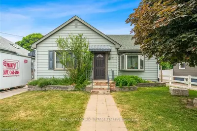 6397 St John Street, Niagara Falls, On L2j 1c7