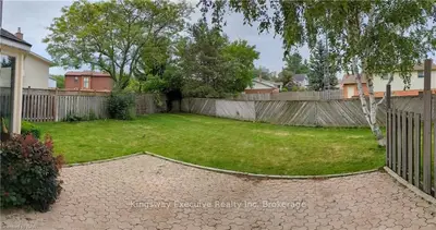 8072 Kensington Court, Niagara Falls, On L2h 2s1