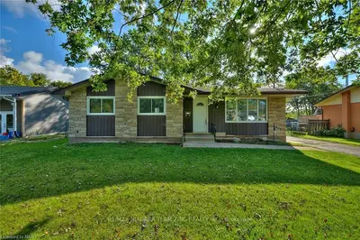 792 Parkdale Avenue, Fort Erie, On L2a 5b6
