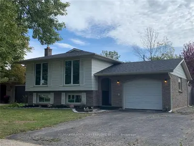 3102 Ussher Street, Niagara Falls, On L2g 6m2