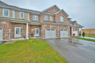 1073 Meadowood Street, Fort Erie, On L2a 4n4