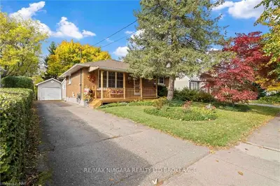 131 Gadsby Avenue, Welland, On L3c 1b1
