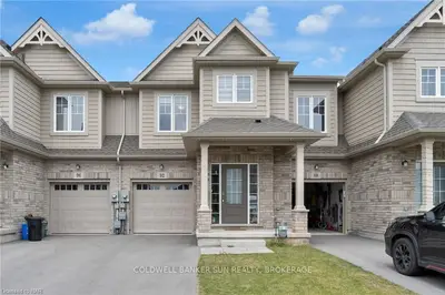 92 Sunflower Place, Welland, On L3b 5n8
