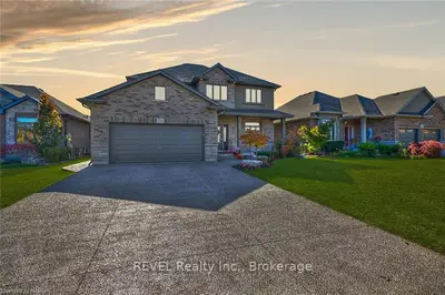 74 Brookhaven Court Court, Welland, On L3c 0a4