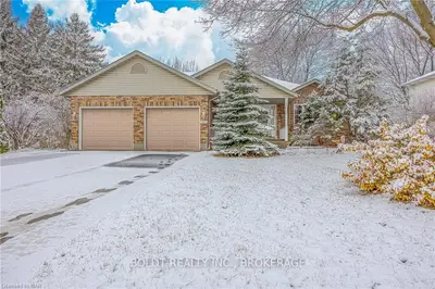 21 Coach Drive, Niagara-on-the-lake, On L0s 1j0