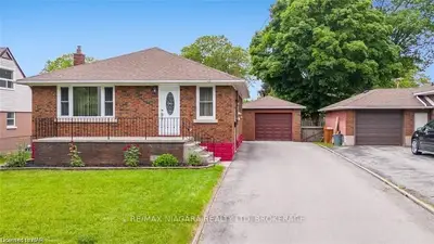 7027 Dell Avenue, Niagara Falls, On L2g 4w1