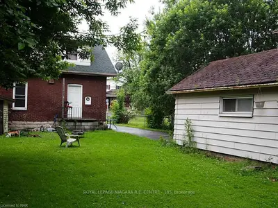 137 Bertie Street, Fort Erie, On L2a 1y7