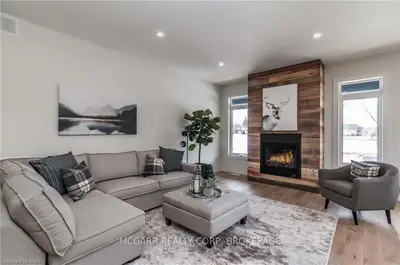 12 PROSPECT POINT Road, Fort Erie, ON L0S 1N0