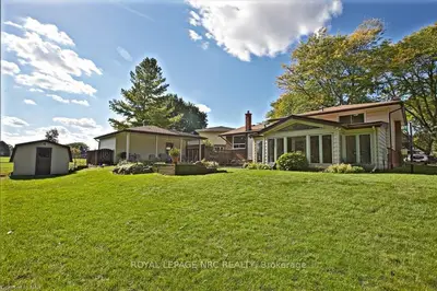 6594 MCMICKING Street, Niagara Falls, ON L2J 1X3