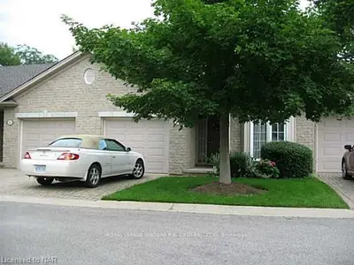 556 KING Street 12, Niagara-on-the-Lake, ON L0S 1J0