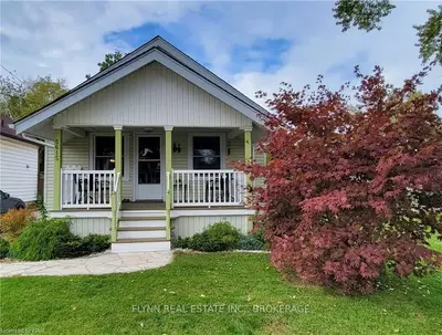 5615 GLENHOLME Avenue, Niagara Falls, ON L2G 4Y1
