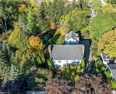 411 Victoria Street, Niagara-on-the-Lake, ON L0S 1J0