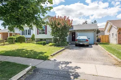 26 GRANGE Crescent, Niagara-on-the-Lake, ON L0S 1J0