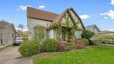 65 ALBERT Street, Fort Erie, ON L2A 5K9