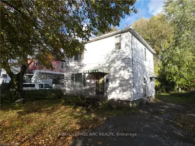 6568 RALPH Street, Niagara Falls, ON L2G 4H6