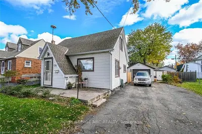 154 KNOLL Street, Port Colborne, ON L3K 5B1