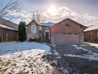 3640 Weinbrenner Road, Niagara Falls, ON L2G 7Y4