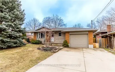 6 OXFORD Street, St. Catharines, ON L2P 1W2