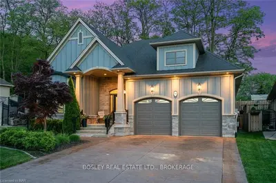 152 Paxton Lane, Niagara-on-the-Lake, ON L0S 1J1
