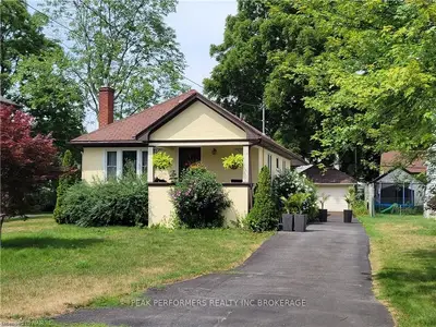 114 CLARE Avenue, Port Colborne, ON L3K 5H7
