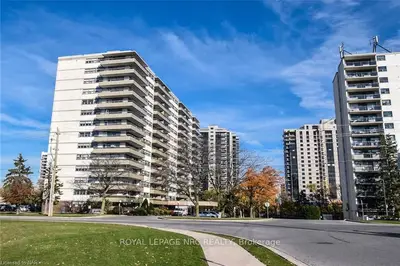 215 Glenridge Avenue 907, St. Catharines, On L2t 3j7