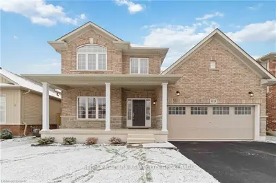 9115 White Oak Avenue, Niagara Falls, On L2g 0e9