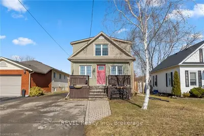 24 Erie Street, Welland, On L3b 5j7