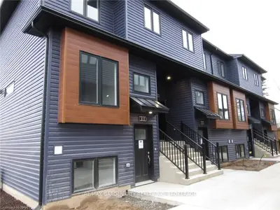 781 Clare Avenue 322, Welland, On L3c 0k1