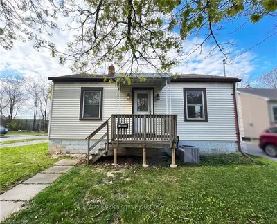 57 Plymouth Avenue, St. Catharines, On L2r 2y3