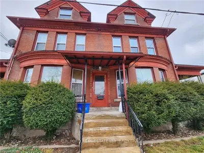 4769 Ontario Avenue, Niagara Falls, On L2e 3r2