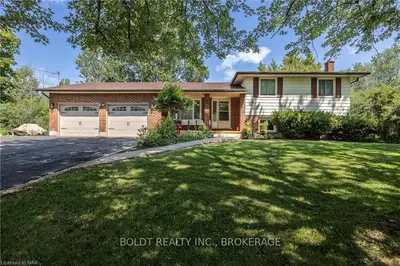 1370 Pound Avenue, Fort Erie, On L2a 6a3