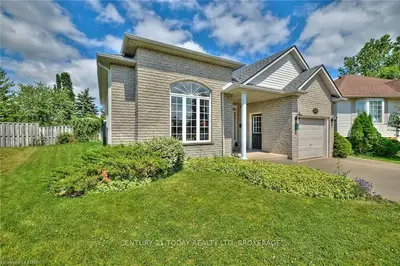 1004 Baron Drive, Fort Erie, On L2a 6g9