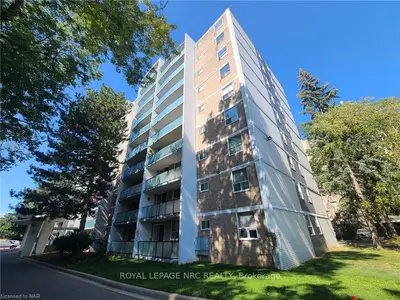 359 Geneva Street 311, St. Catharines, On L2n 2g5