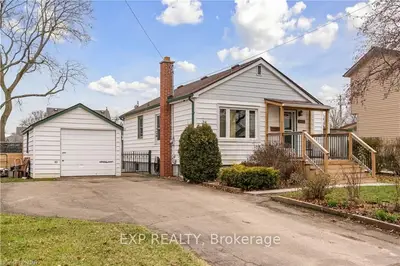 5932 Vine Street, Niagara Falls, On L2j 1l1