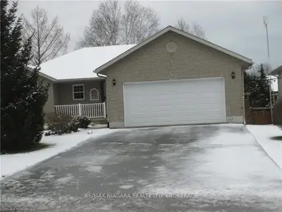 72 Ridge Road S, Fort Erie, On L0s 1n0