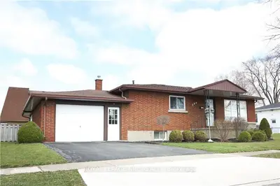 298 CORVETTE Street, Welland, ON L3B 4S6