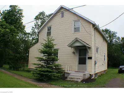 14 WOOD Street, Fort Erie, ON L2A 2N3