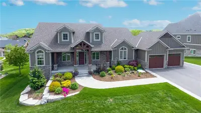 99 Tanbark Road, Niagara-on-the-Lake, ON L0S 1J0
