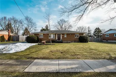 970 DAYTONA Drive, Fort Erie, ON L2A 4Z8