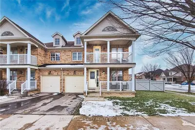 215 WRIGHT Crescent, Niagara-on-the-Lake, ON L0S 1J0
