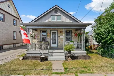 294 DAVIS Street, Port Colborne, ON L3K 1Z4