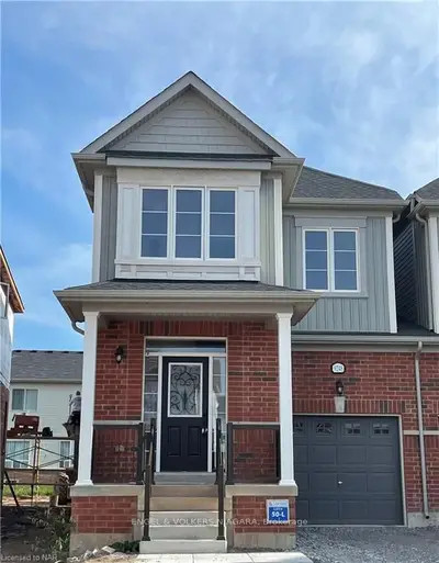 9248 Griffon Street, Niagara Falls, ON L2G 3R6